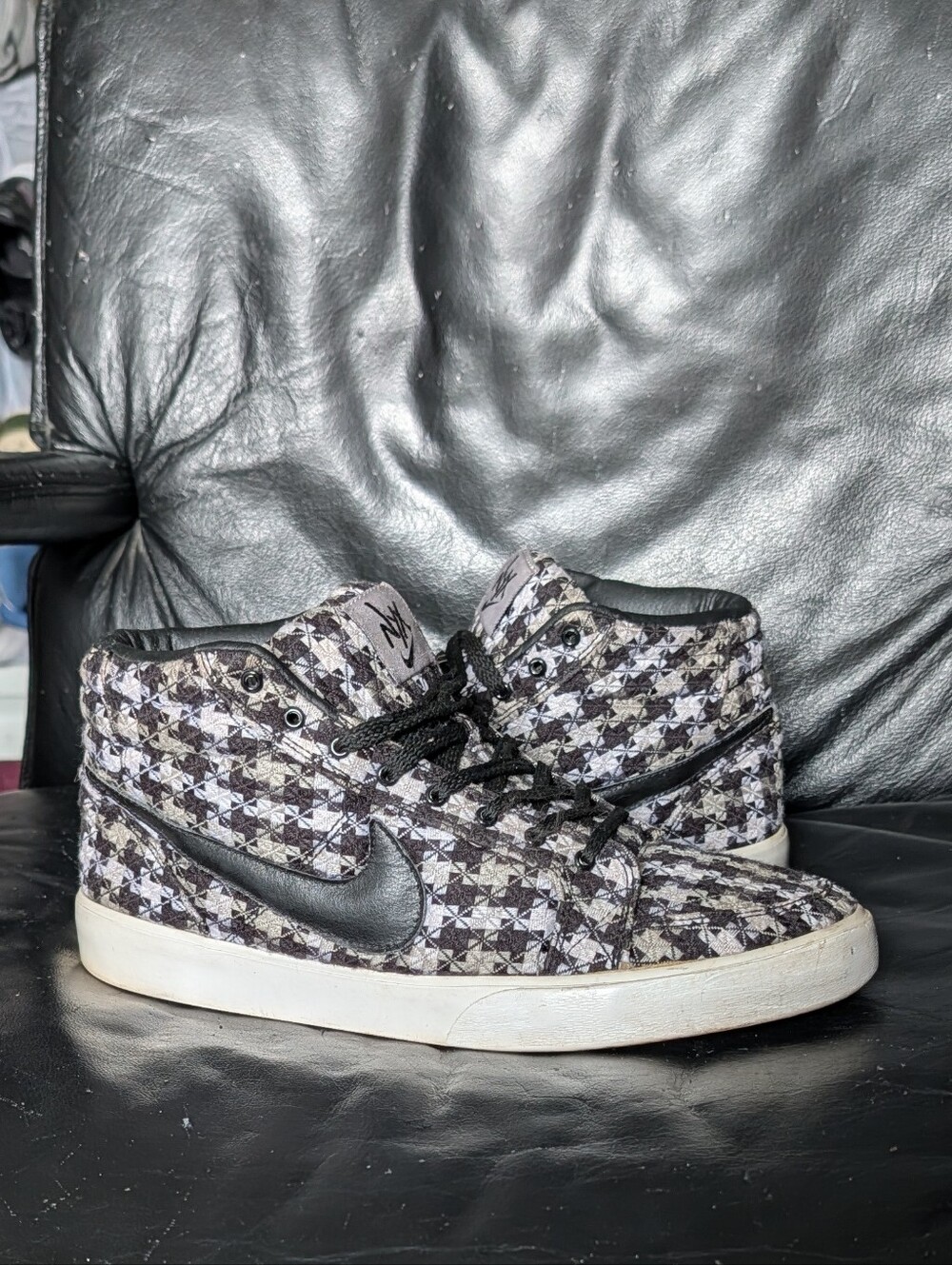 Vintage Nike NYX Mrtyr 'Houndstooth' (2009)